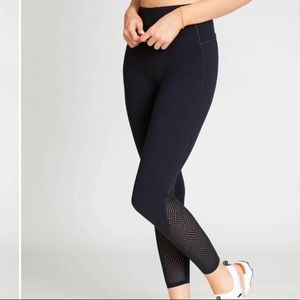 NWOT SPANX Every.Wear Laser Wave 7/8 Leggings